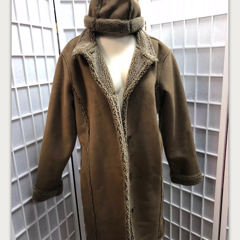 L. L. Bean, Coat, With Hat, Brown, Size L.: